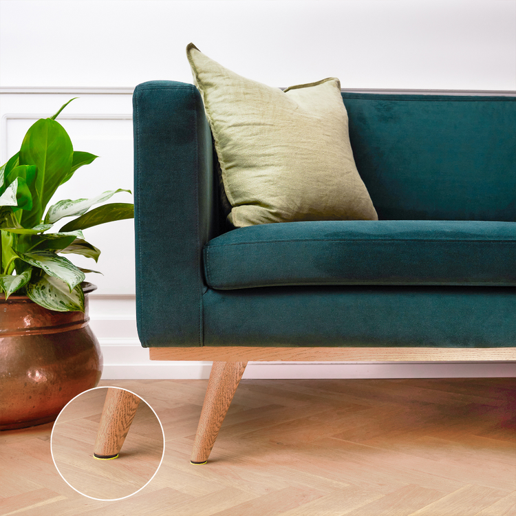 Grøn sofa med slidstærke filt dupper upcycle af brugte padelbolde og tennis bolde